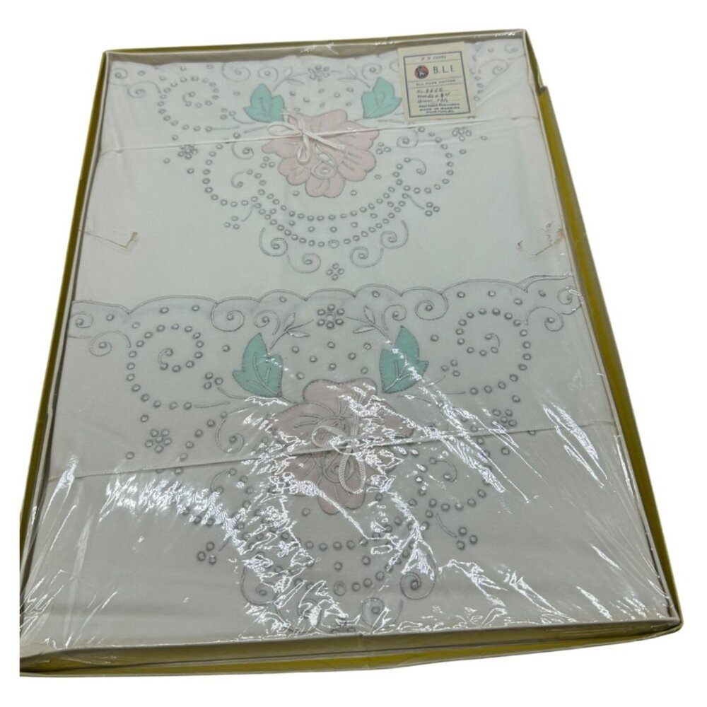 Vtg BLI Cotton Embroider Tablecloth Floral Pattern Original Box Portugal READ